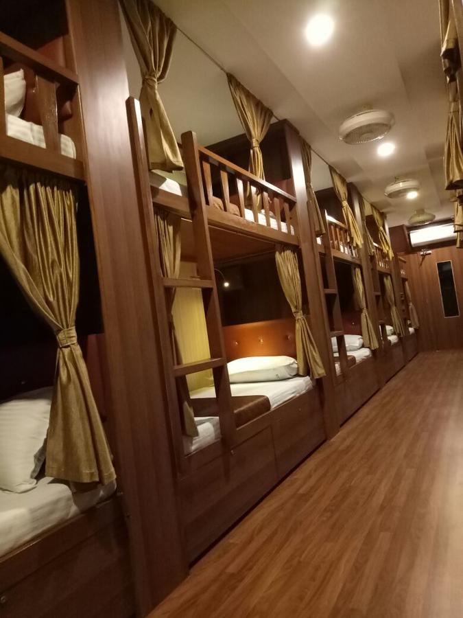 Classic Dormitory - Mumbai, Mumbai